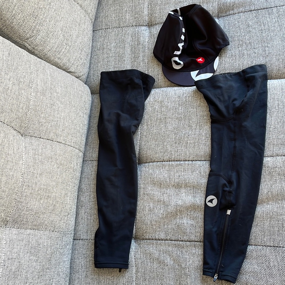 cycling gear: hat & compressive leg covers